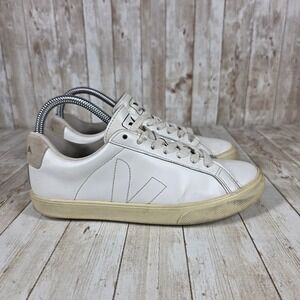 Veja Sneakers Leather Low Top Casual Everyday Shoes White Size US‎ 6 EUR 37